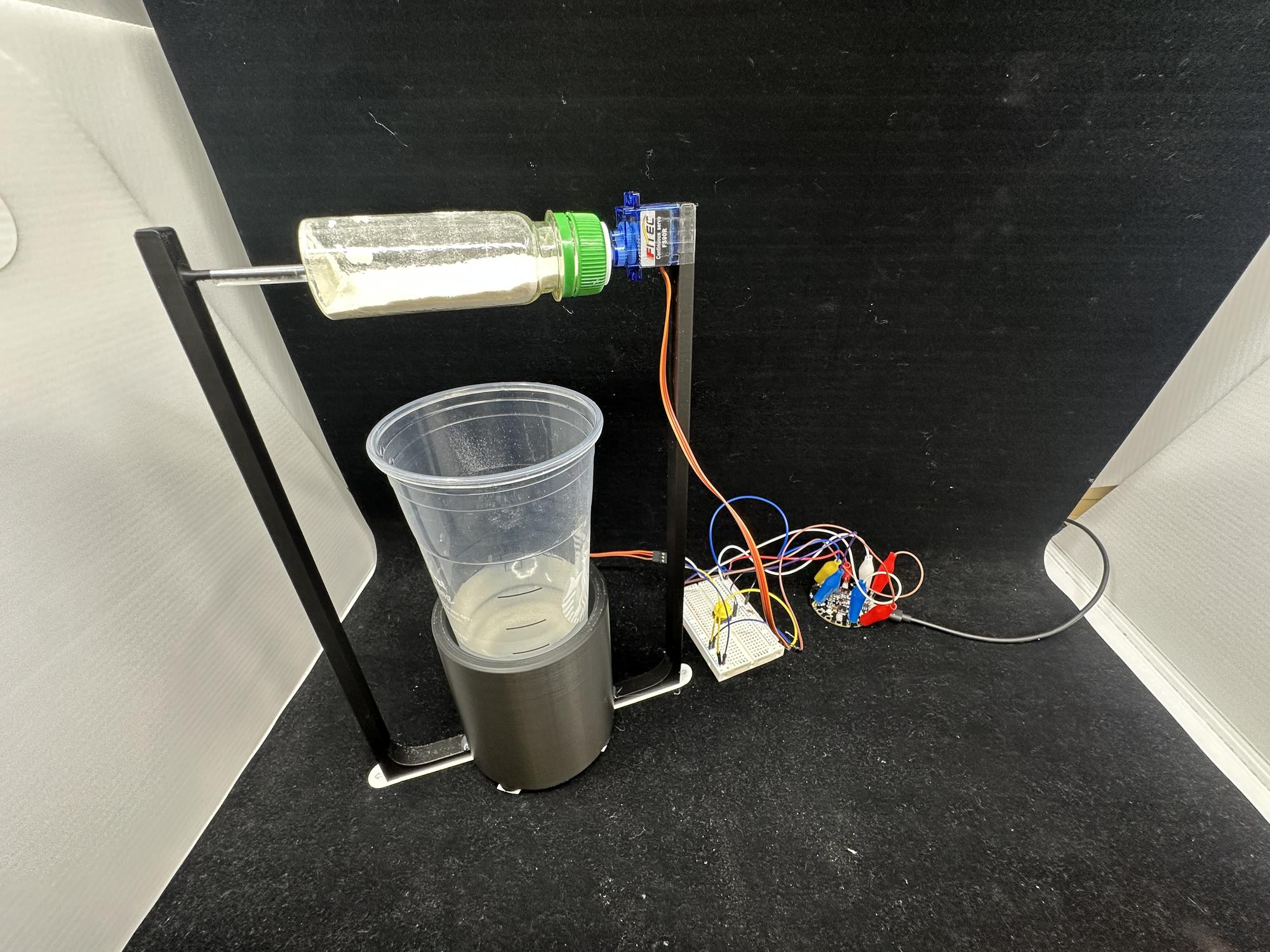Electrolyte Robot bottle and servo